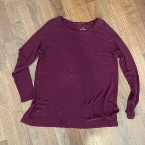 Burgandy colored top. American Eagle Soft &Sexy Plush size S.